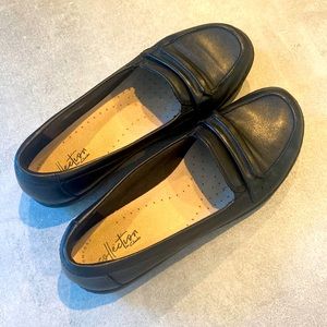 Clarks women loafers